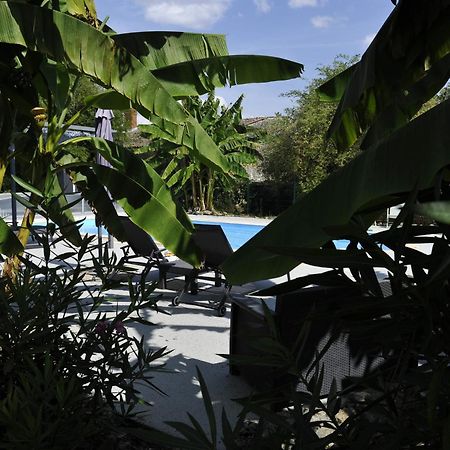 Gites Jardin-Darcy - Piscine Au Sel Bois ภายนอก รูปภาพ
