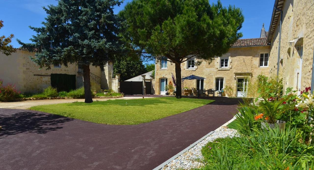 Gites Jardin-Darcy - Piscine Au Sel Bois ภายนอก รูปภาพ