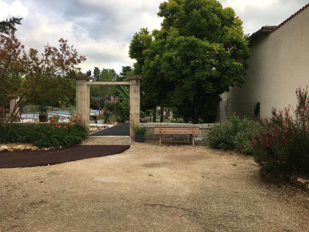 Gites Jardin-Darcy - Piscine Au Sel Bois ภายนอก รูปภาพ